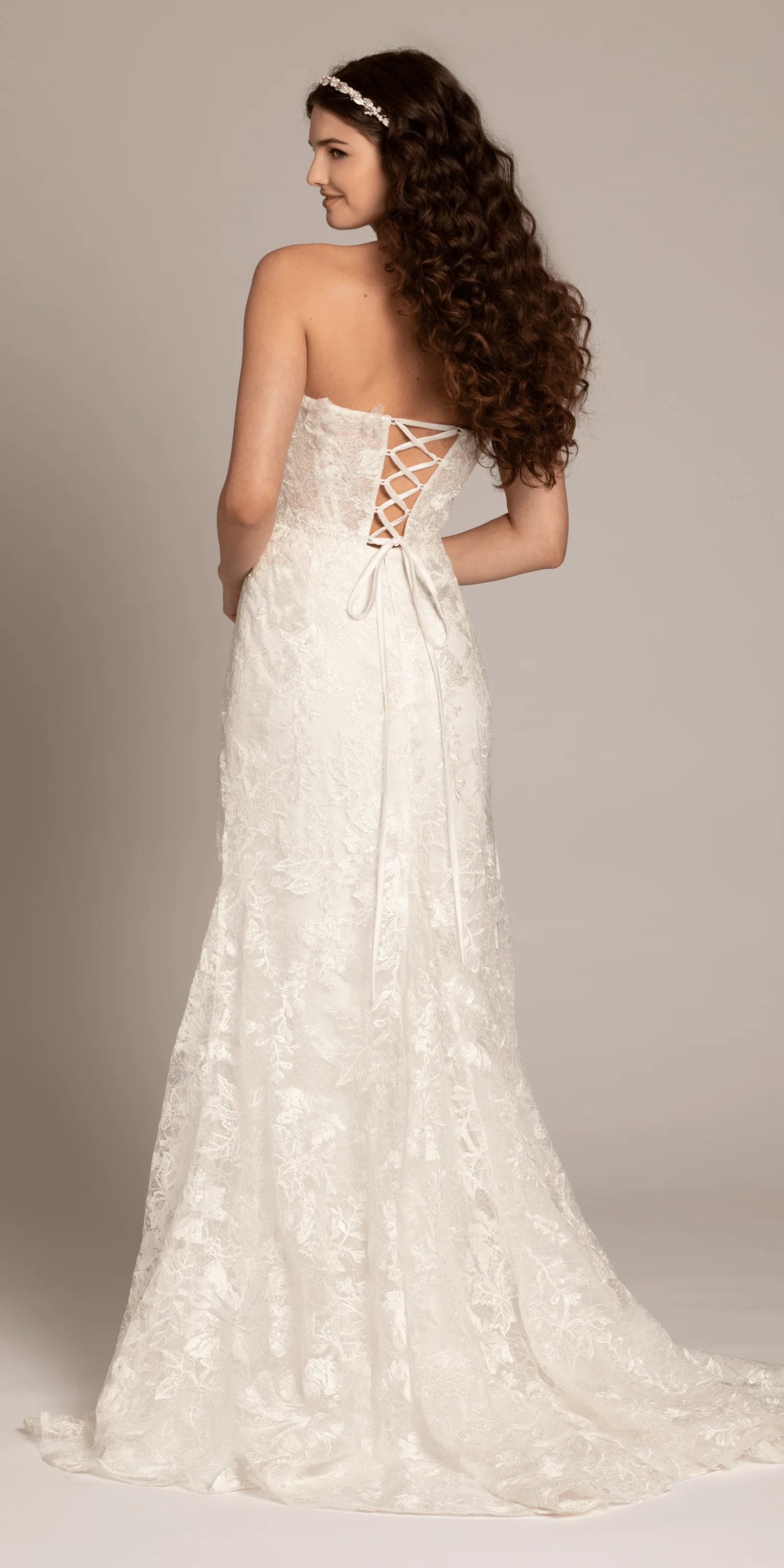 ivory/size/4/missy/ Camille La Vie/Sweetheart 3D Embellished Lace Corset Mermaid Dress /back