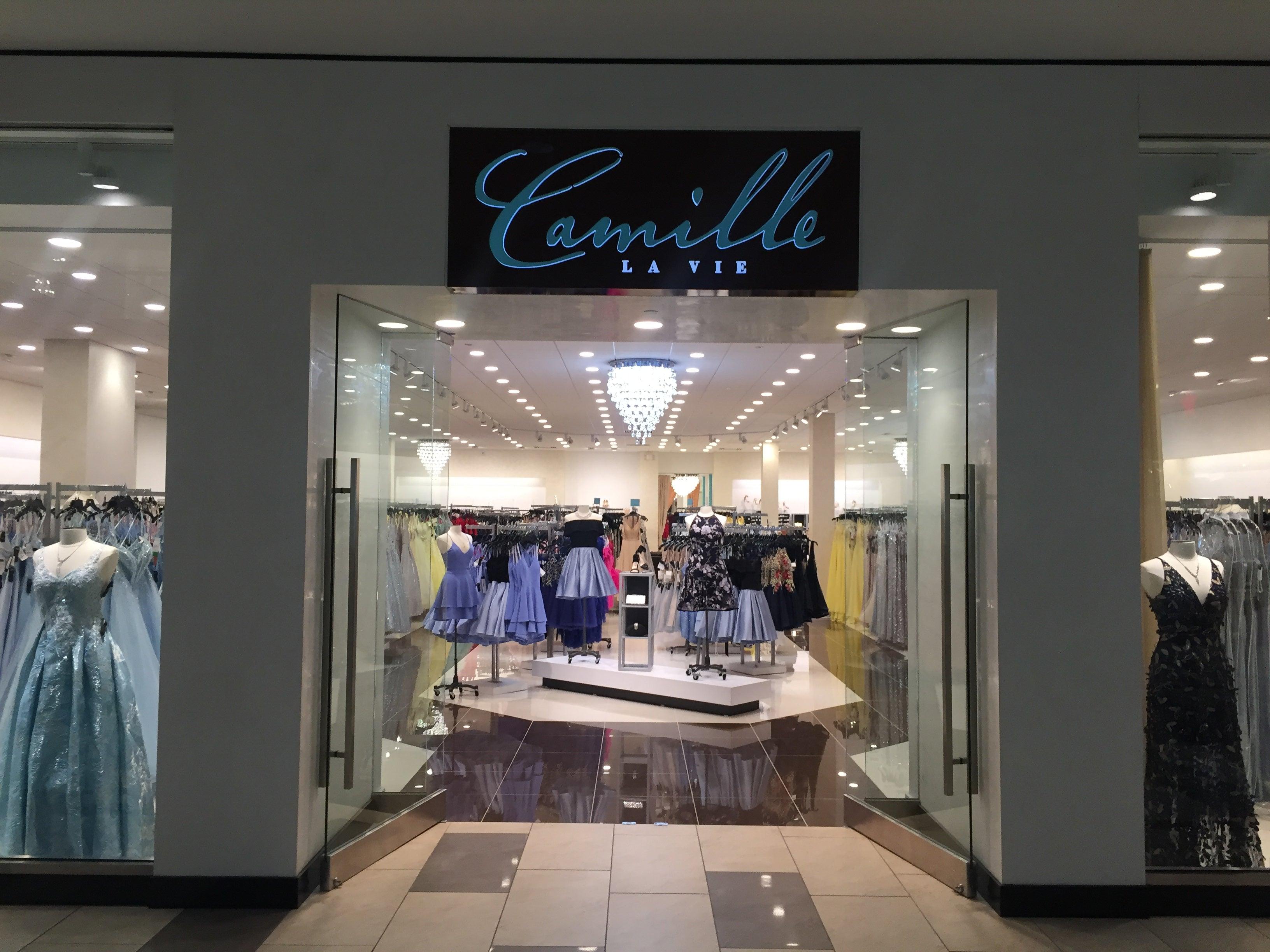 STORE MANAGER, OVERLAND PARK, KS - Camille La Vie
