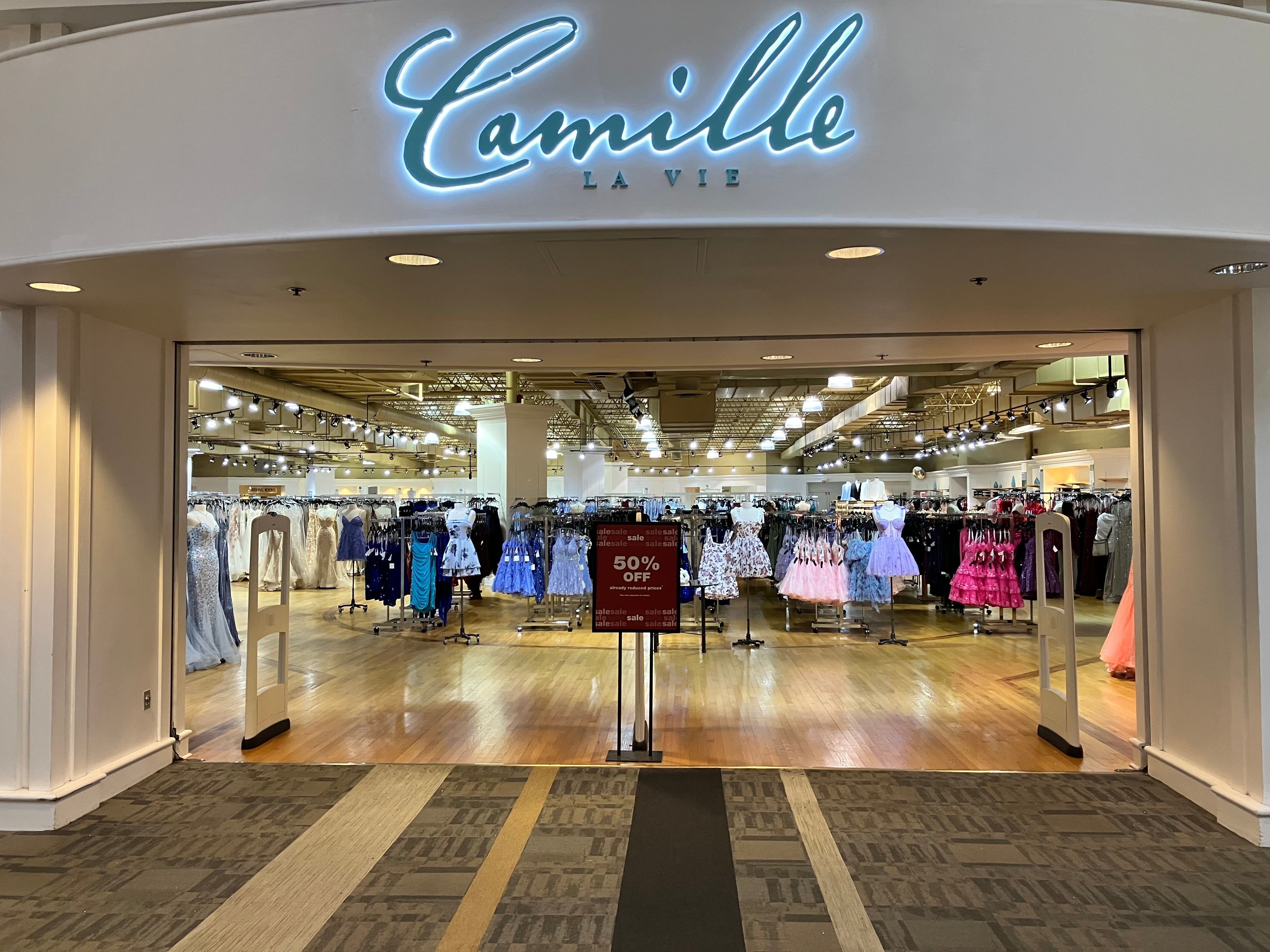 KEY HOLDER PART TIME, PHILADELPHIA, PA - Camille La Vie
