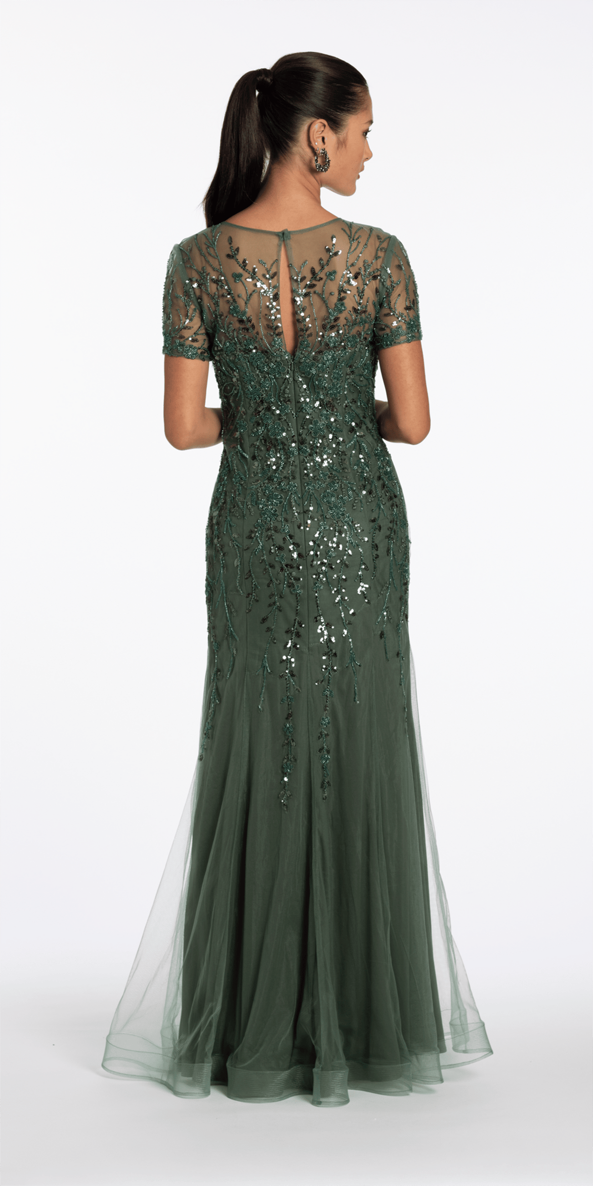 Camille La Vie Jewel Neck Embellished Short Sleeve Mesh Trumpet Dress