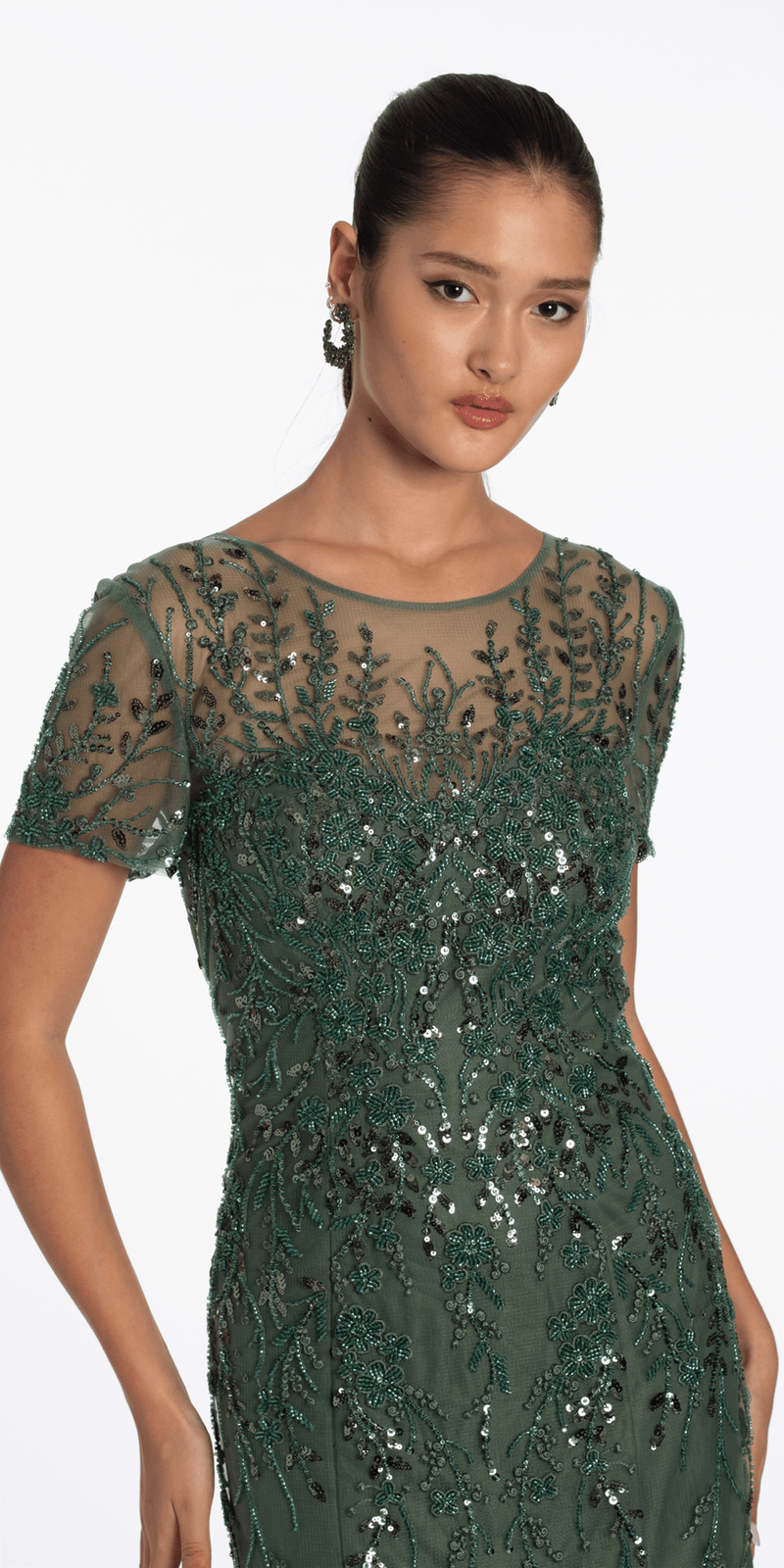Camille La Vie Jewel Neck Embellished Short Sleeve Mesh Trumpet Dress missy / 8 / olive