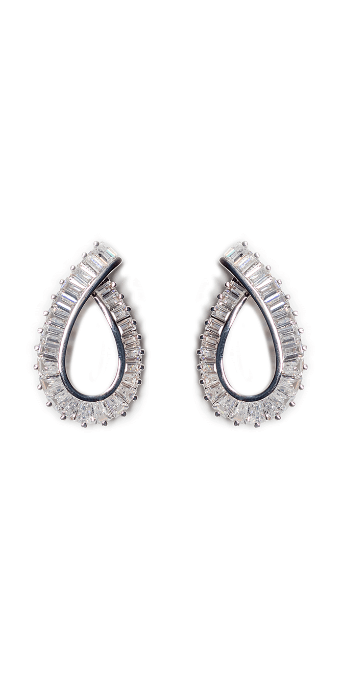 silver/one size/ Camille La Vie/Channel Set Oval Ribbon Earrings/front