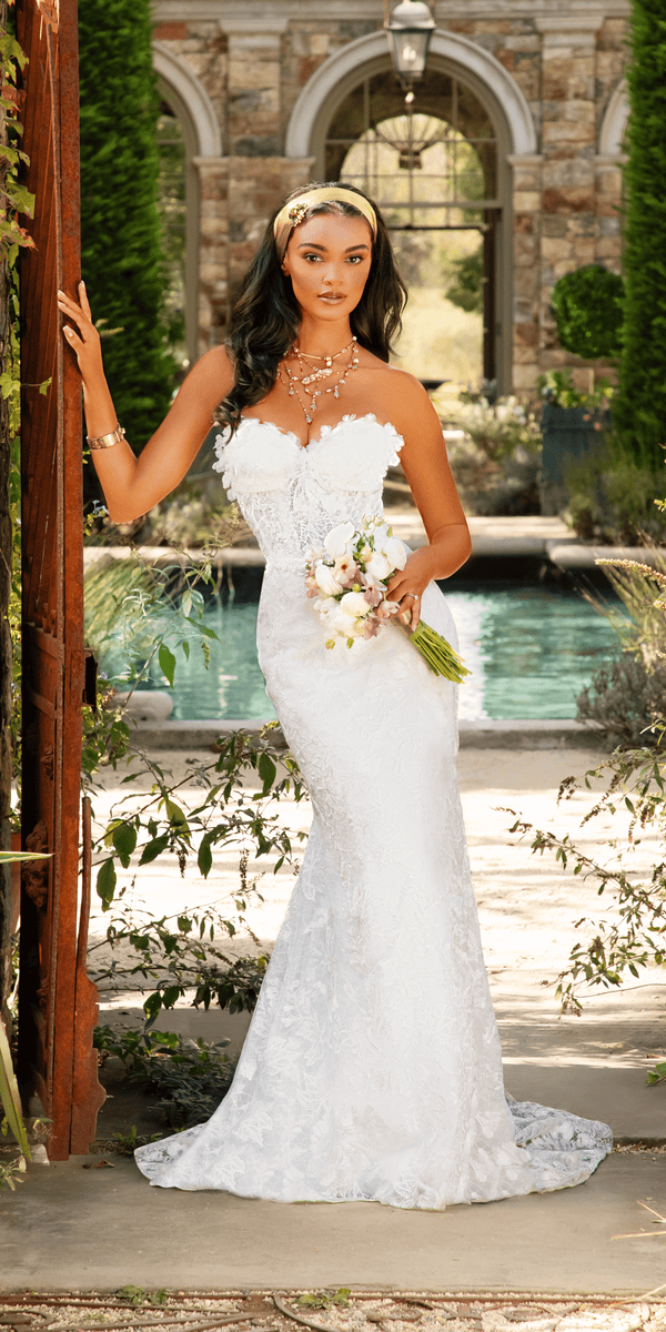 ivory/size/4/missy/ Camille La Vie/Sweetheart 3D Embellished Lace Corset Mermaid Dress /front