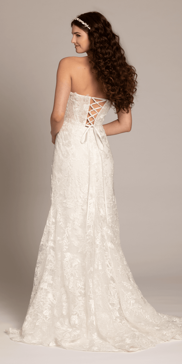 ivory/size/4/missy/ Camille La Vie/Sweetheart 3D Embellished Lace Corset Mermaid Dress /back