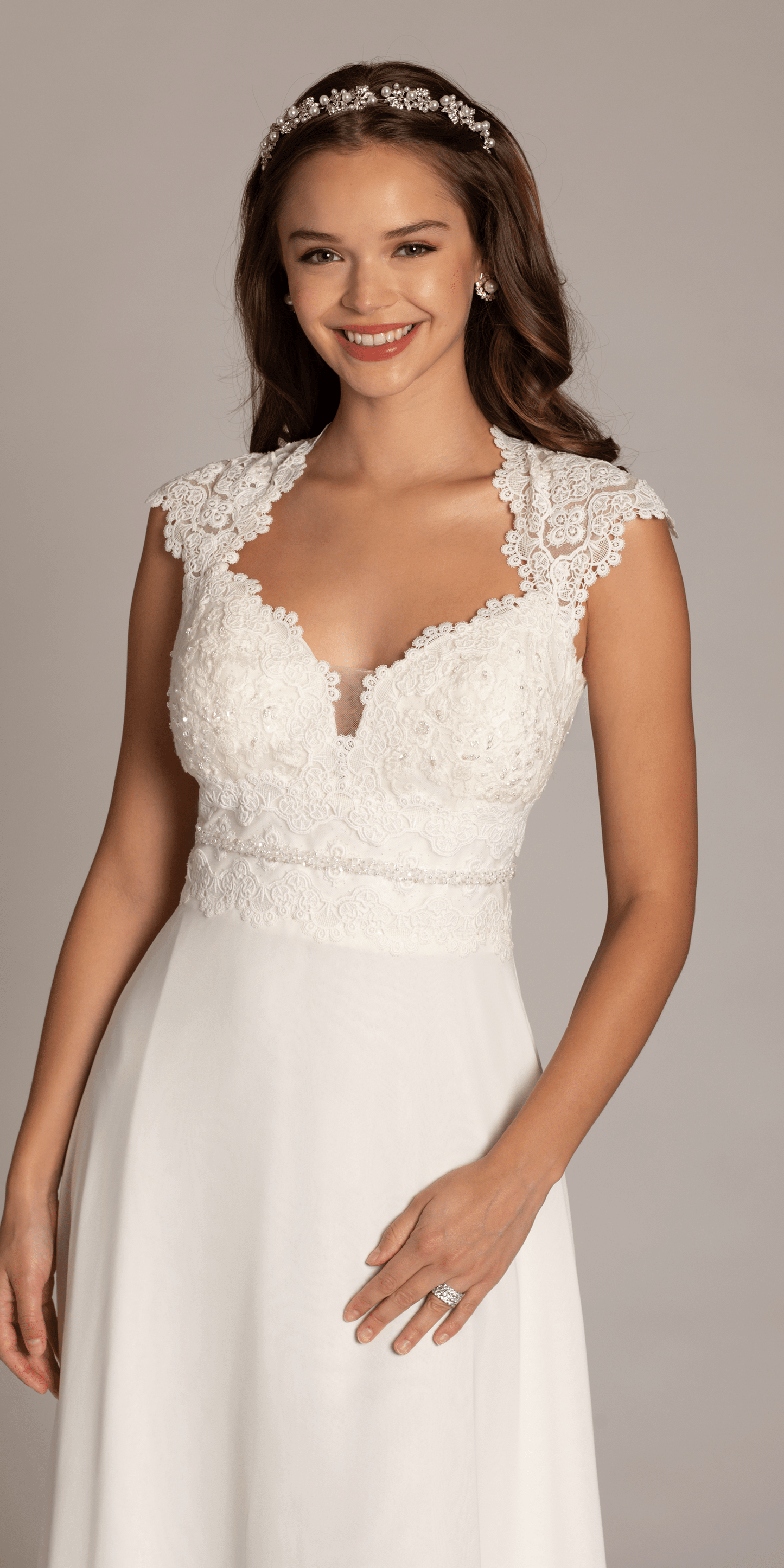 ivory/size/4/ missy/Camille La Vie/Cap Sleeve Crocheted Illusion Back Chiffon A Line Dress/close up