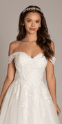 ivory/size/6/missy/Camille La Vie/Sweetheart Tulle Floral Lace Off the Shoulder Ballgown/close up