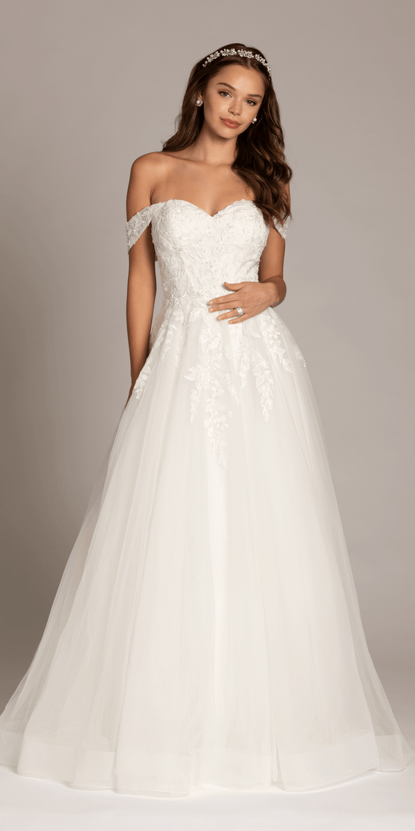 ivory/size/6/missy/Camille La Vie/Sweetheart Tulle Floral Lace Off the Shoulder Ballgown/front alt 2