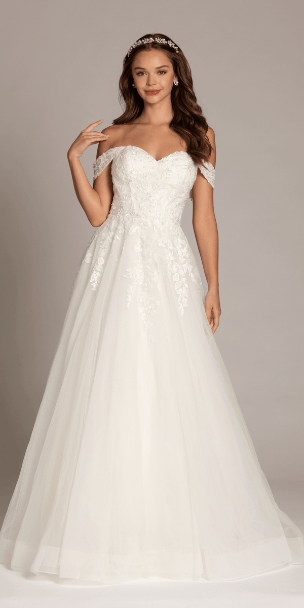 ivory/size/6/missy/Camille La Vie/Sweetheart Tulle Floral Lace Off the Shoulder Ballgown/front