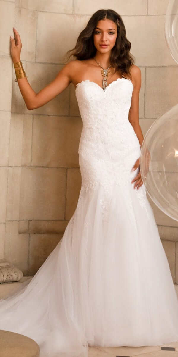 ivory/size/4/ missy/Camille La Vie/Sweetheart Embroidered Trumpet Dress with Tulle Godets/front1 