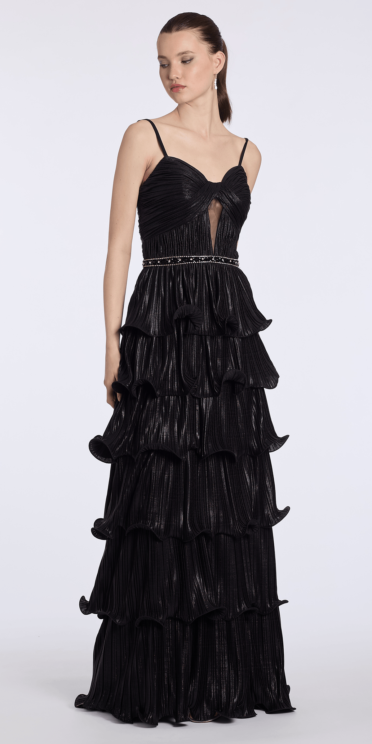 black/size/4/missy/Camille La Vie /Sweetheart Metallic Knit Pleated Tiered A Line Dress with Beaded Waist/front